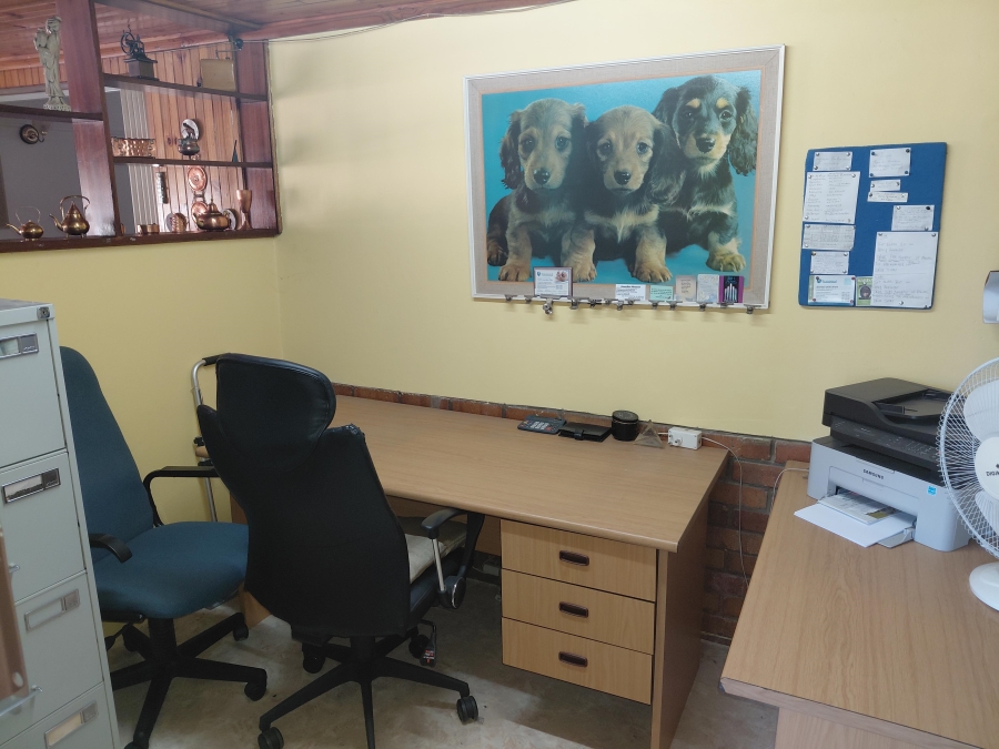 4 Bedroom Property for Sale in Despatch Central Eastern Cape